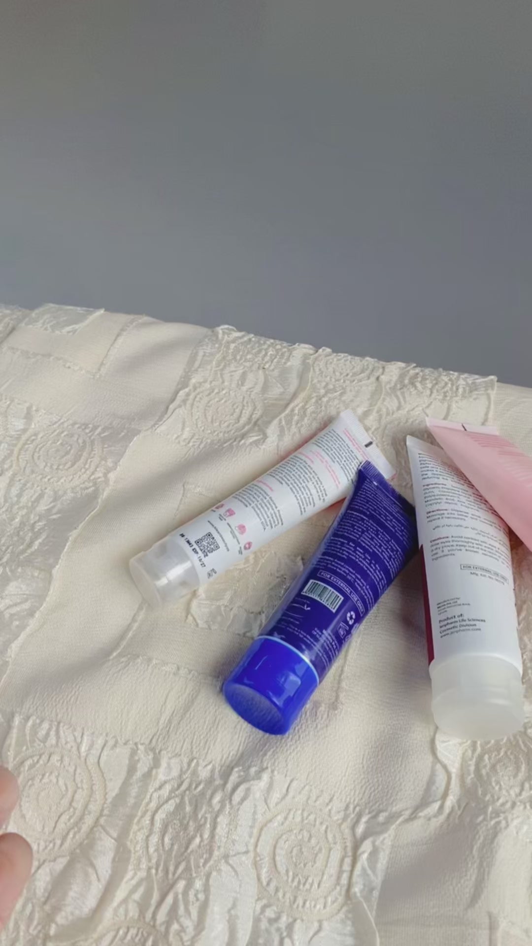 Review of FresVe Brightening & Anti-Acne Facewash for oily and acne-prone skin ✅